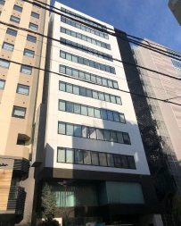 秋葉原駅徒歩4分　柳原通り沿いにある1階路面カフェ居抜き店舗！